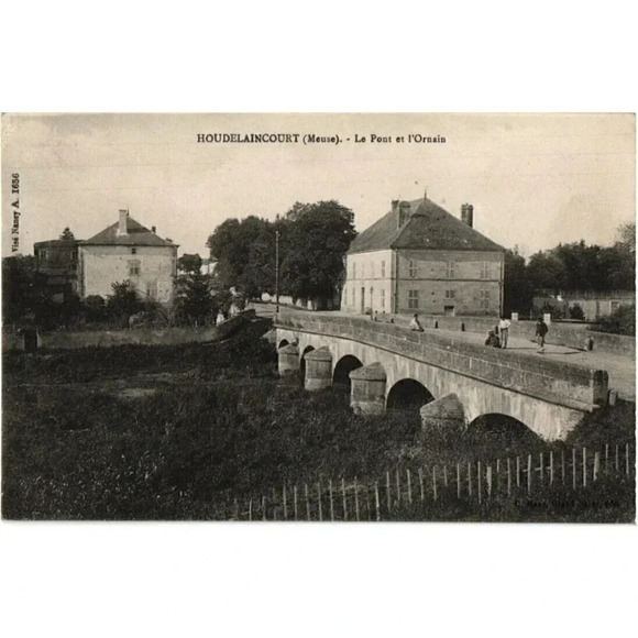 HOUDELAINCOURT (Meuse) Le Pont et l'Ornain Postcard - Picture 1 of 2